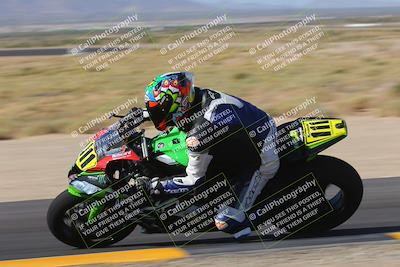 media/Oct-08-2022-SoCal Trackdays (Sat) [[1fc3beec89]]/Turn 9 Inside (10am)/